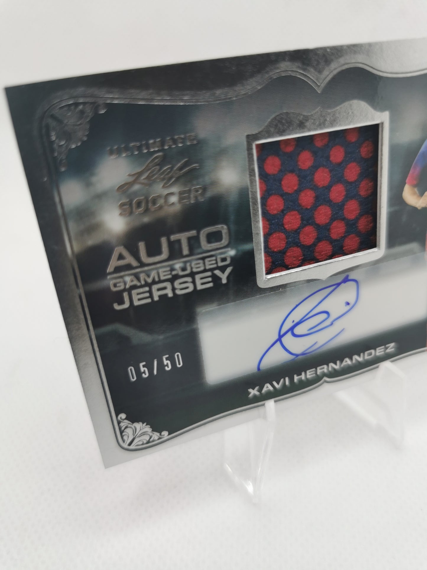 Xavi Autograph And Patch Trading Card