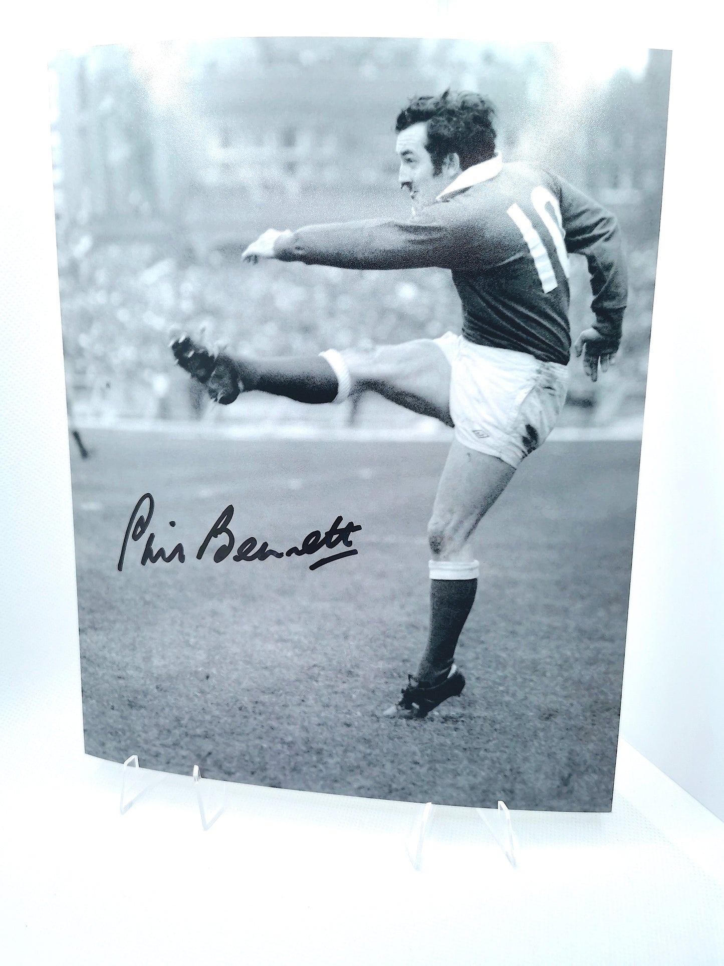 Phil Bennett Signed 12x8 photo