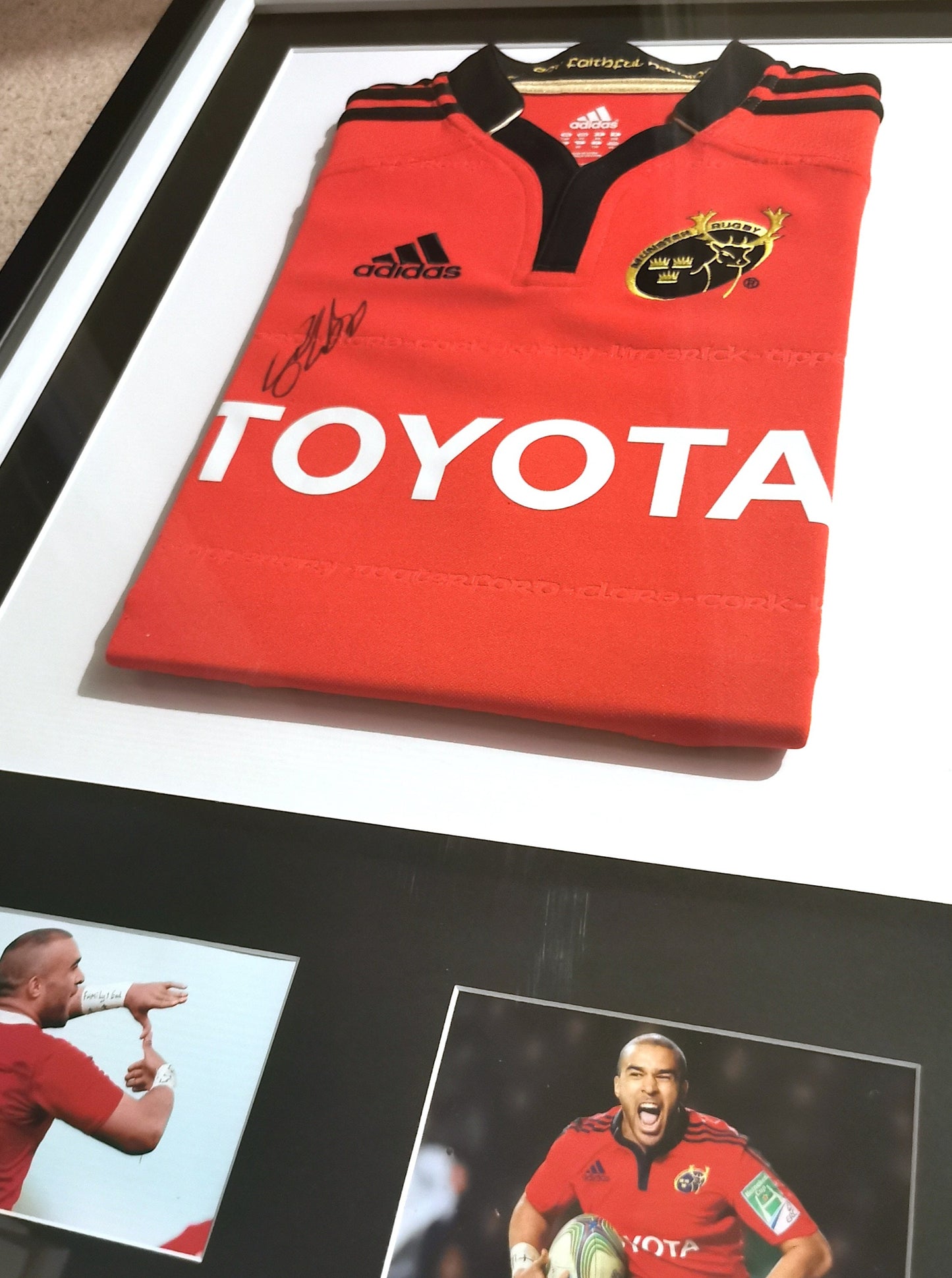 Simon Zebo Signed Munster Jersey (Framed)