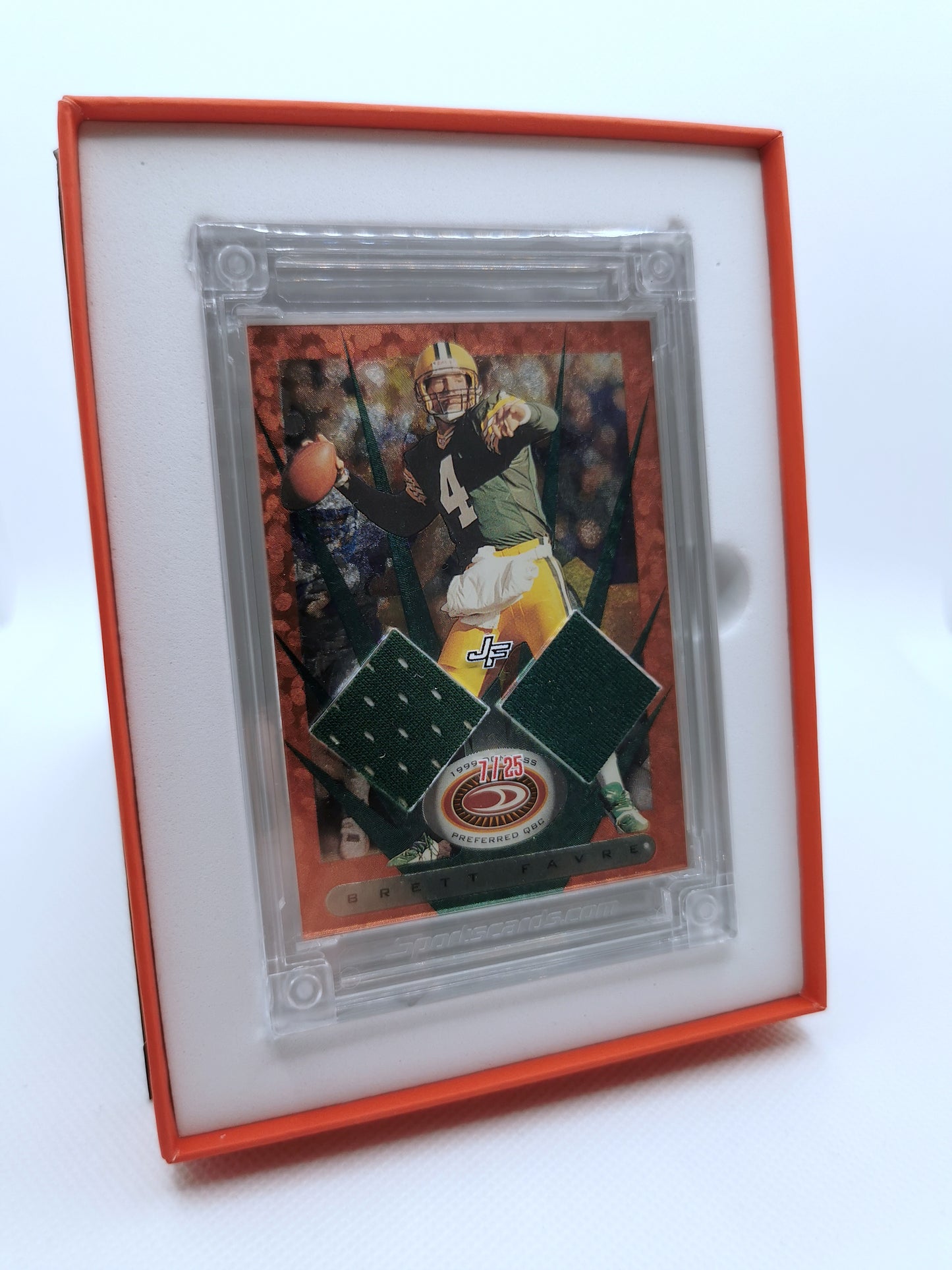 Brett Favre Double Game Worn Patch # 7/25 - Jersey Fusion Card