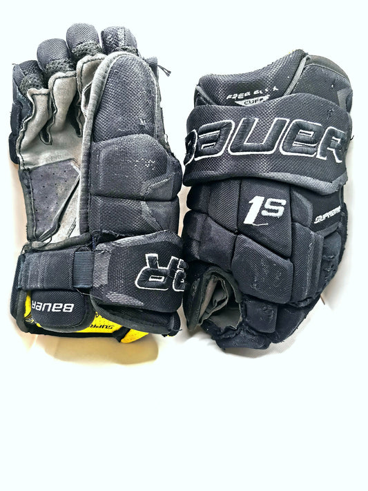 Blair Riley (Belfast Giants) Match Worn Gloves